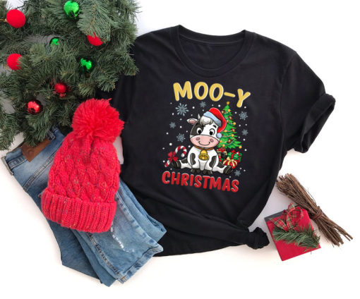 Christmas Cow Bovine Shirt, Xmas Cute Barn Animal T-Shirt, Cow Christmas Lights Ugly Christmas Sweater, Funny Heifers Christmas Shirt