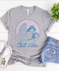 Princess Retro Shirt, Group Shot Chill Vibes T-Shirt